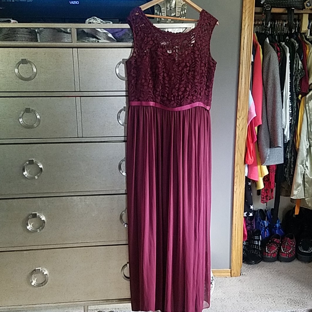 Davids Bridal Dress